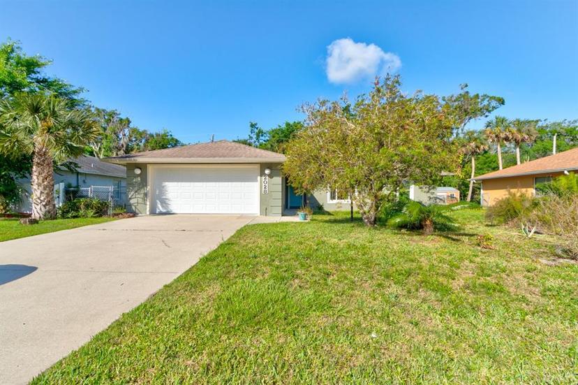 Picture of 2028 Mango Tree Drive, Edgewater FL 32141
