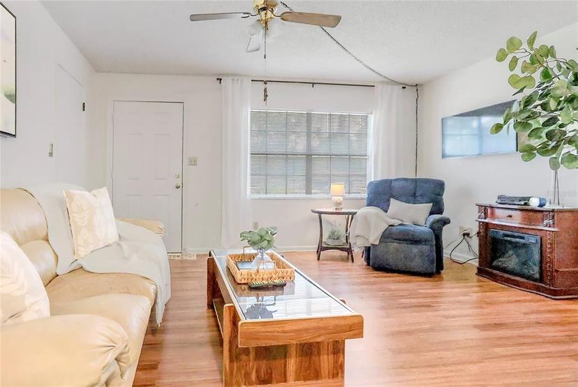 Picture of 10339 Kapok Ct, Orlando FL 32817