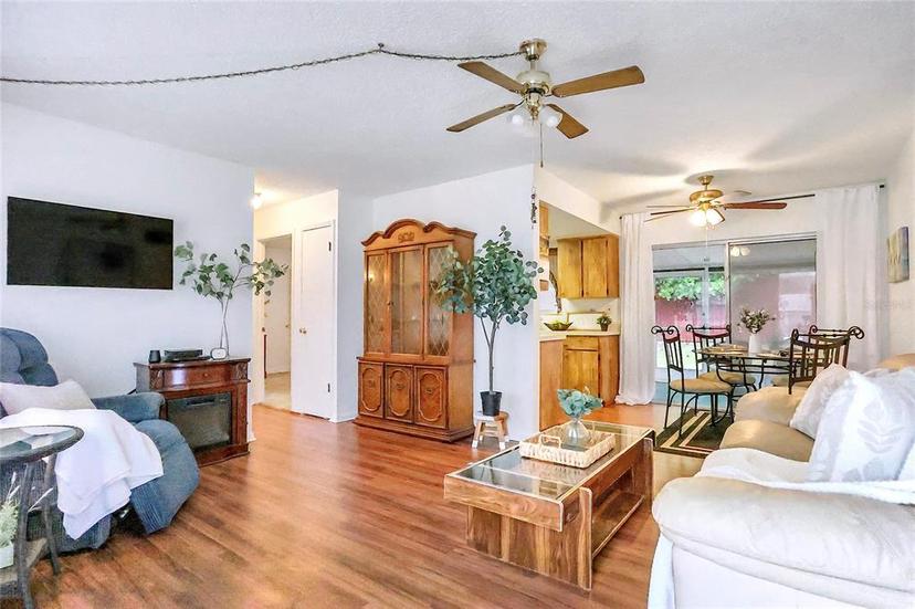 Picture of 10339 Kapok Ct, Orlando FL 32817
