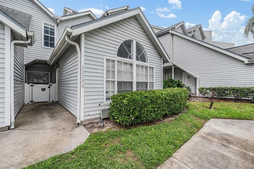 Picture of 12233 Armenia Gables Circle Unit 12233, Tampa FL 33612