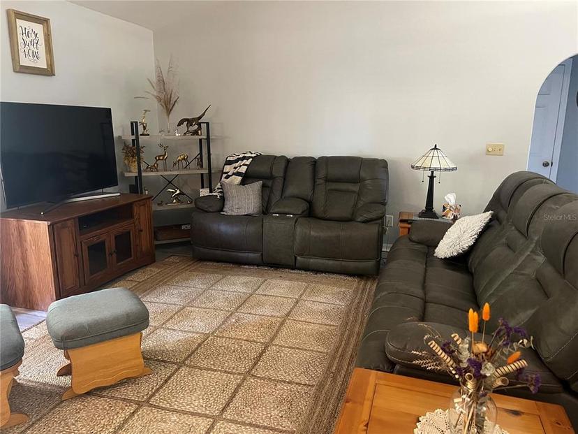Picture of 5739 NE 54Th Place, High Springs FL 32643