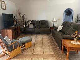 Picture of 5739 NE 54Th Place, High Springs, FL 32643