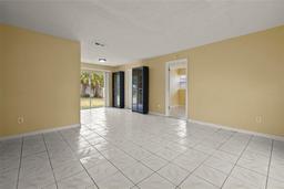 Picture of 8212 Trammell Trail, Tampa, FL 33619