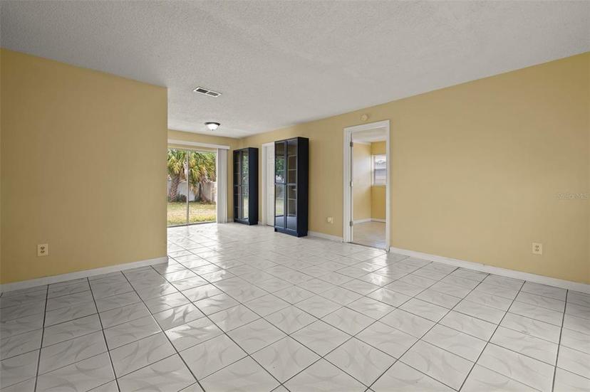 Picture of 8212 Trammell Trail, Tampa FL 33619
