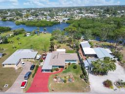 Picture of 1156 Lemon Bay Drive, Venice, FL 34293