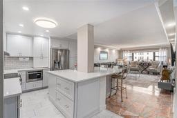 Picture of 4141 Bayshore Boulevard Unit 1204, Tampa, FL 33611