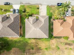 Picture of 2522 Pine Valley Drive, Lakeland, FL 33810