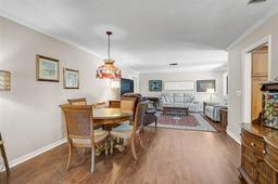 Picture of 3890 Wilshire Circle Unit 27, Sarasota, FL 34238