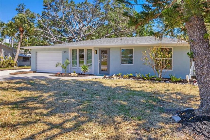 Picture of 203 Palm Avenue, Nokomis FL 34275