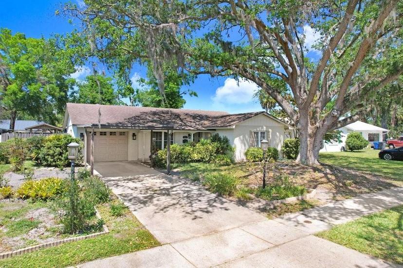 Picture of 7703 W Hiawatha Street, Tampa FL 33615