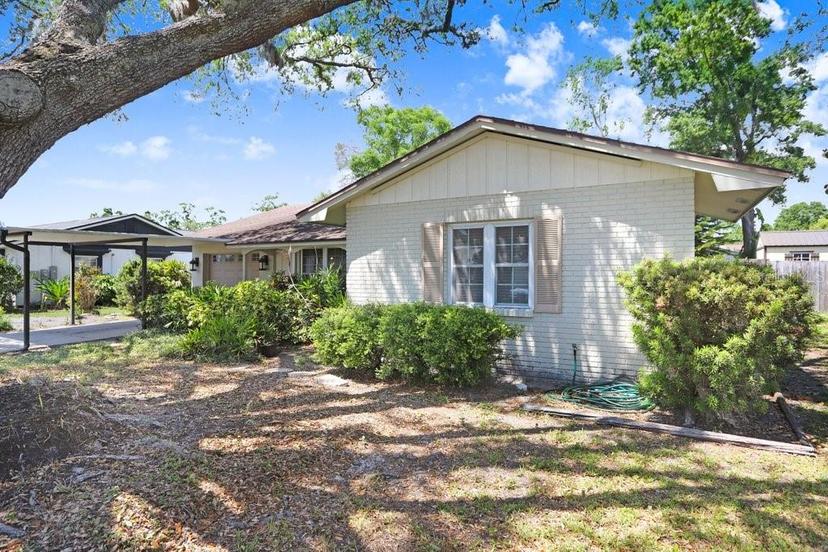Picture of 7703 W Hiawatha Street, Tampa FL 33615