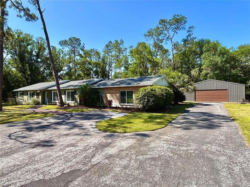 Picture of 4310 Lithia Pinecrest Road, Valrico FL 33596