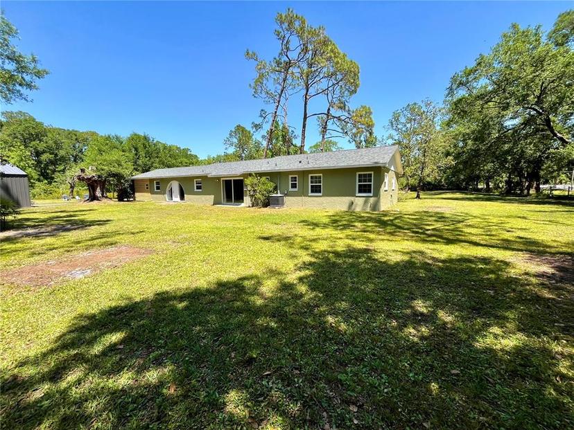 Picture of 4310 Lithia Pinecrest Road, Valrico FL 33596