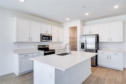 Picture of 1690 Sugarbelle Circle, Mascotte, FL 34753