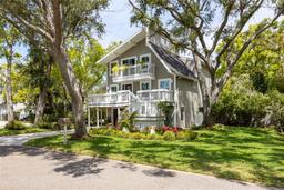 Picture of 12893 Poinsettia Avenue, Seminole, FL 33776