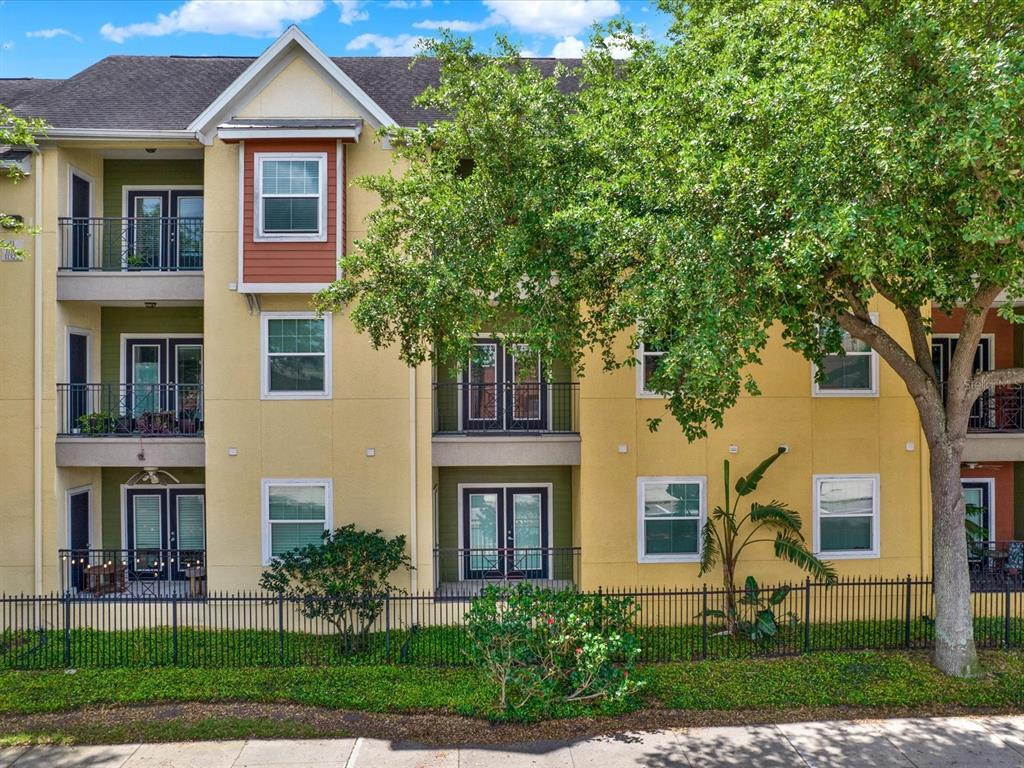 Picture of 1910 E Palm Avenue Unit 11216, Tampa, FL 33605