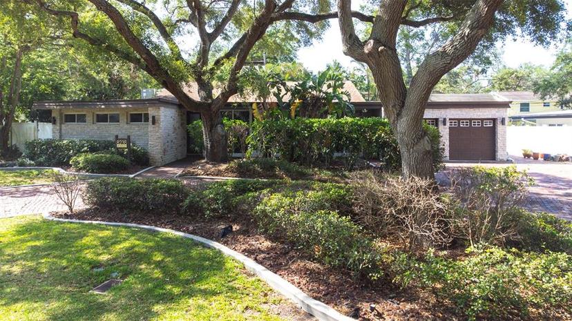 Picture of 8238 30Th Avenue N, St Petersburg FL 33710