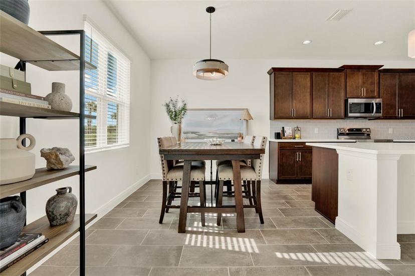 Picture of 7193 Dilly Lake Avenue, Groveland FL 34736