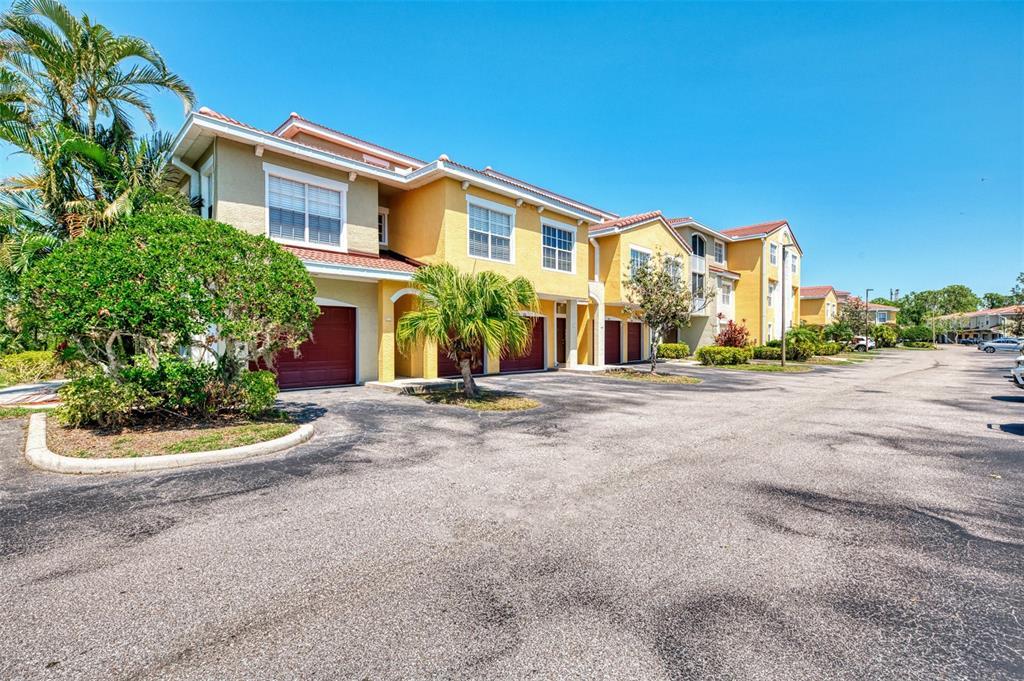 Picture of 5601 Bentgrass Drive Unit 10-105, Sarasota, FL 34235