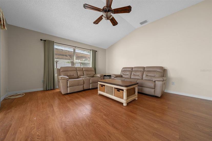 Picture of 882 Tanglewood Place, The Villages FL 32162