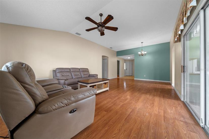 Picture of 882 Tanglewood Place, The Villages FL 32162