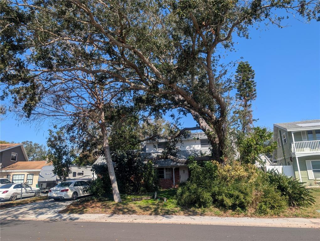 Picture of 12391 83Rd Avenue, Seminole, FL 33772