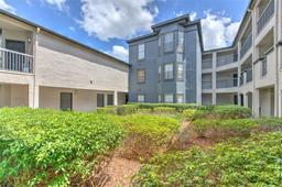 Picture of 13210 Arbor Isle Drive Unit 207, Temple Terrace, FL 33637