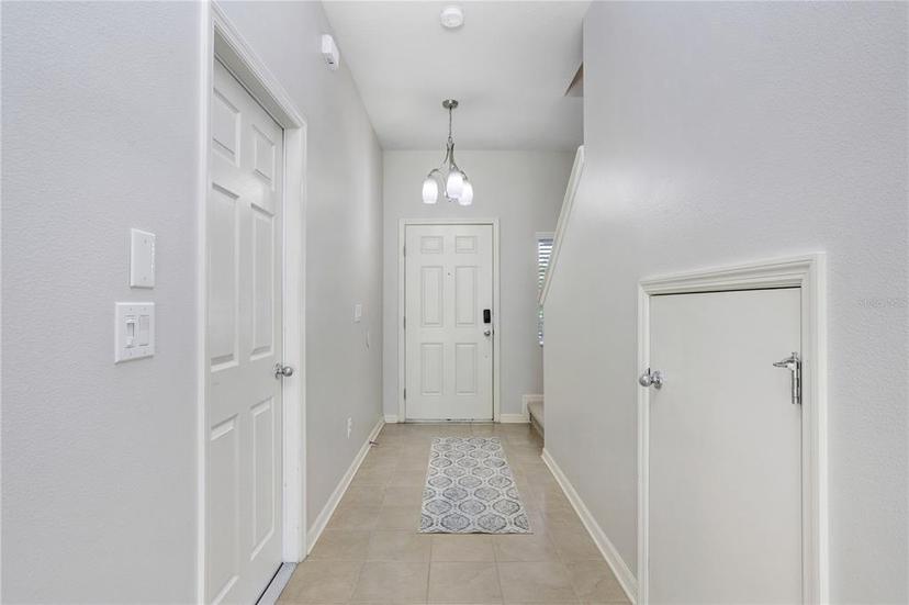 Picture of 6936 Towne Lake Road, Riverview FL 33578