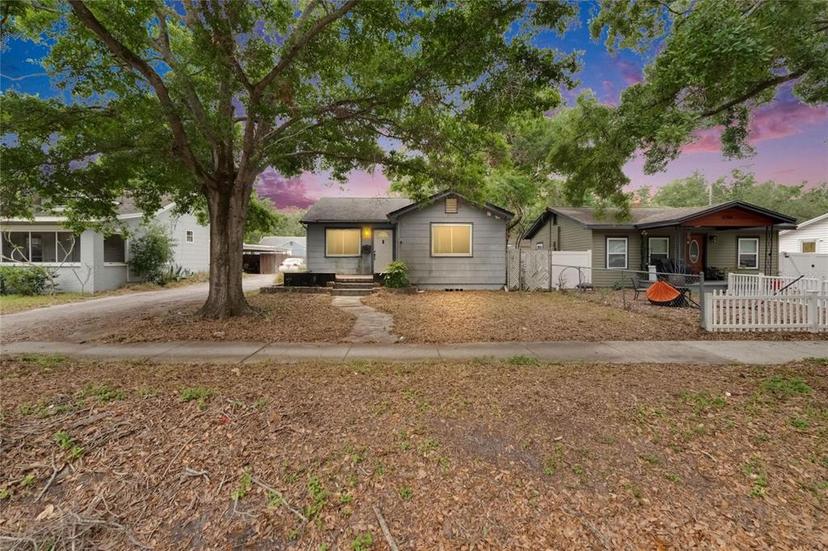 Picture of 4102 Haines Road N, St Petersburg FL 33703