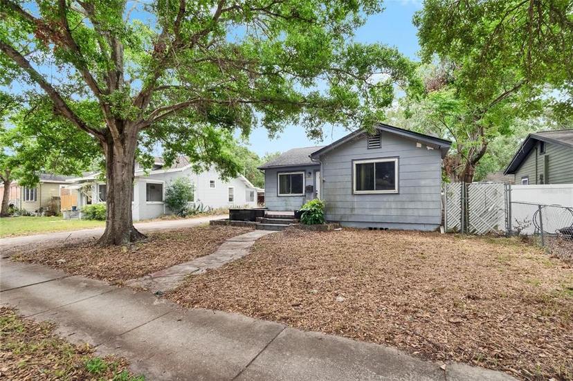 Picture of 4102 Haines Road N, St Petersburg FL 33703