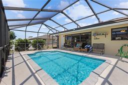 Picture of 11153 Deerwood Avenue, Englewood, FL 34224