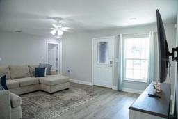 Picture of 2452 Lake Front Dr, Lake Wales, FL 33898