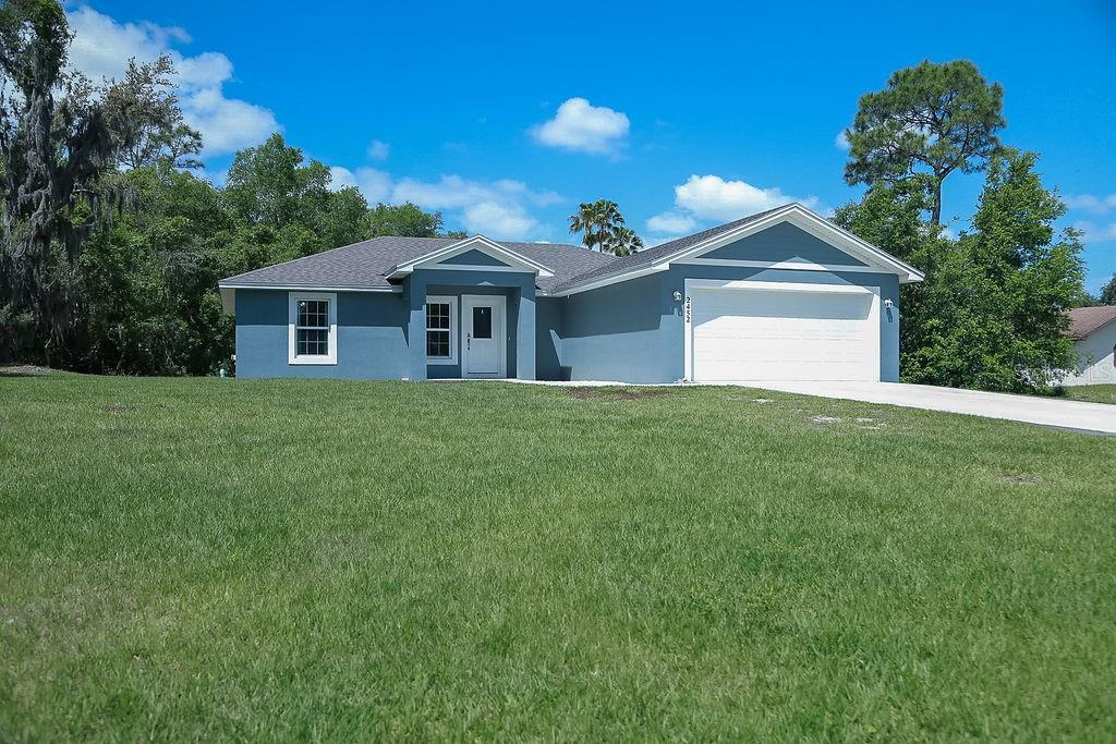 Picture of 2452 Lake Front Dr, Lake Wales, FL 33898