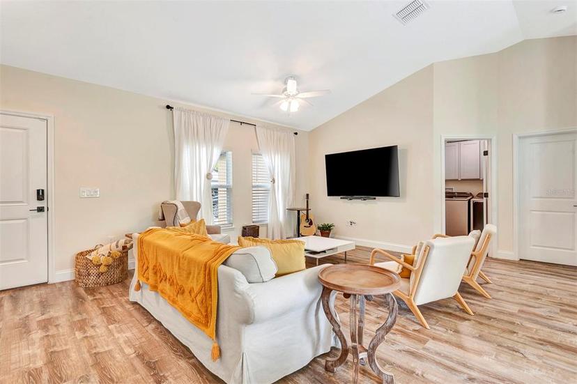 Picture of 2175 9Th Avenue, Deland FL 32724