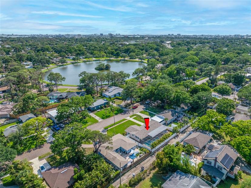 Picture of 6345 Dartmouth Avenue N, St Petersburg FL 33710
