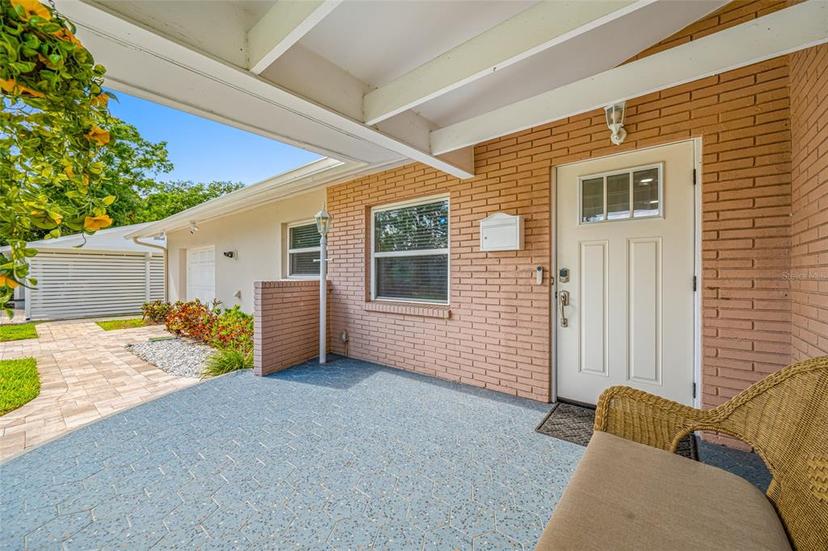 Picture of 6345 Dartmouth Avenue N, St Petersburg FL 33710