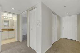 Picture of 3950 Ironwood Circle Unit 206, Bradenton, FL 34209