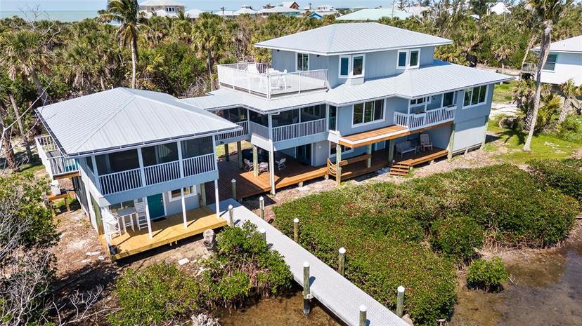 Picture of 9048 Wharf Ave, Placida FL 33946
