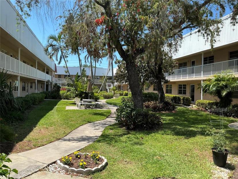 Picture of 10032 65Th Avenue N Unit 14, St Petersburg FL 33708
