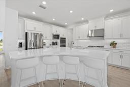 Picture of 4423 Pond Brook Court, Bradenton, FL 34211