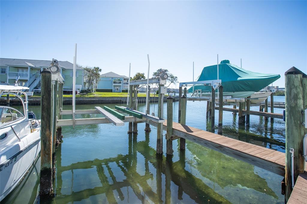 Picture of 0 Starfish Drive Se Unit 20Ss, St Petersburg, FL 33705
