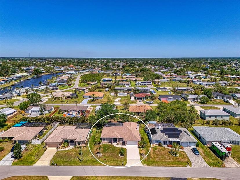 Picture of 452 Greenwich Avenue Nw, Port Charlotte FL 33952