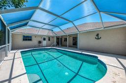 Picture of 452 Greenwich Avenue Nw, Port Charlotte, FL 33952