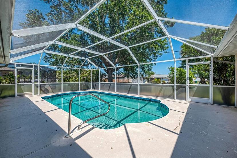 Picture of 452 Greenwich Avenue Nw, Port Charlotte FL 33952
