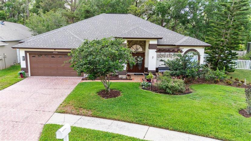 Picture of 18924 Fairwood Court, Tampa FL 33647