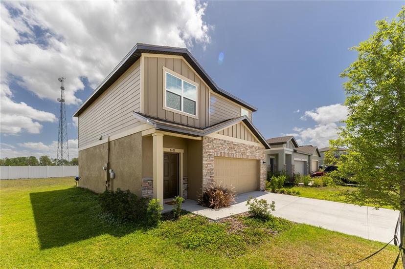 Picture of 8688 Sportsman Loop, Groveland FL 34736