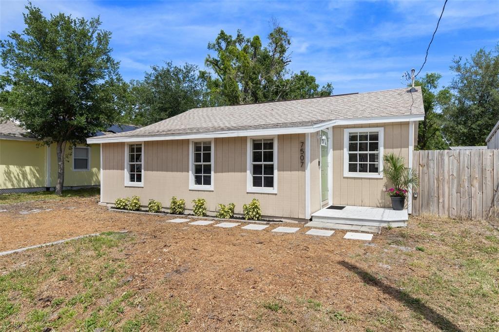 Picture of 7507 N Orleans Avenue, Tampa, FL 33604