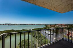 Picture of 7050 Sunset Drive S Unit 912, South Pasadena, FL 33707