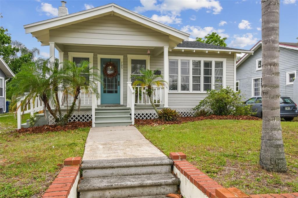 Picture of 705 E Caracas Street, Tampa, FL 33603