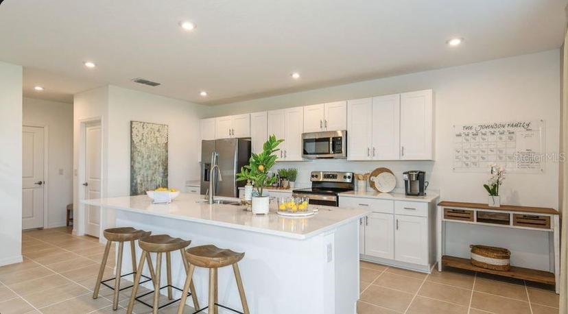 Picture of 571 Wayland Drive, Haines City FL 33844